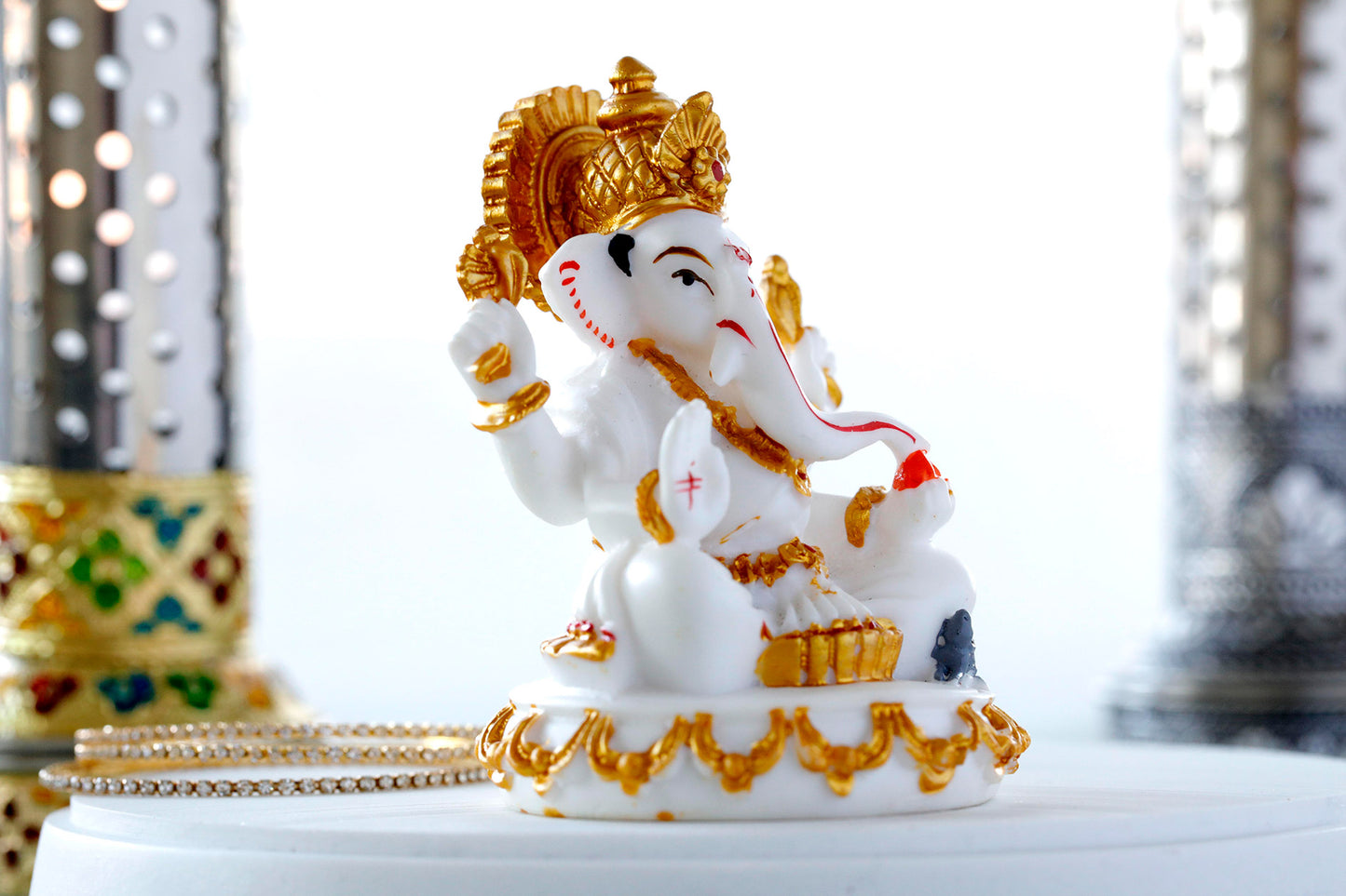White Coloured Lord Ganesh statue
