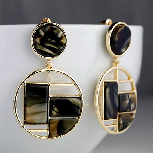 Luna Glow Drops- Fusion of modern sophistication and timeless charm round earrings black