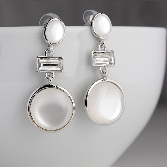 Dazzling Drop Earrings- Fusion of modern sophistication and timeless charm earrings