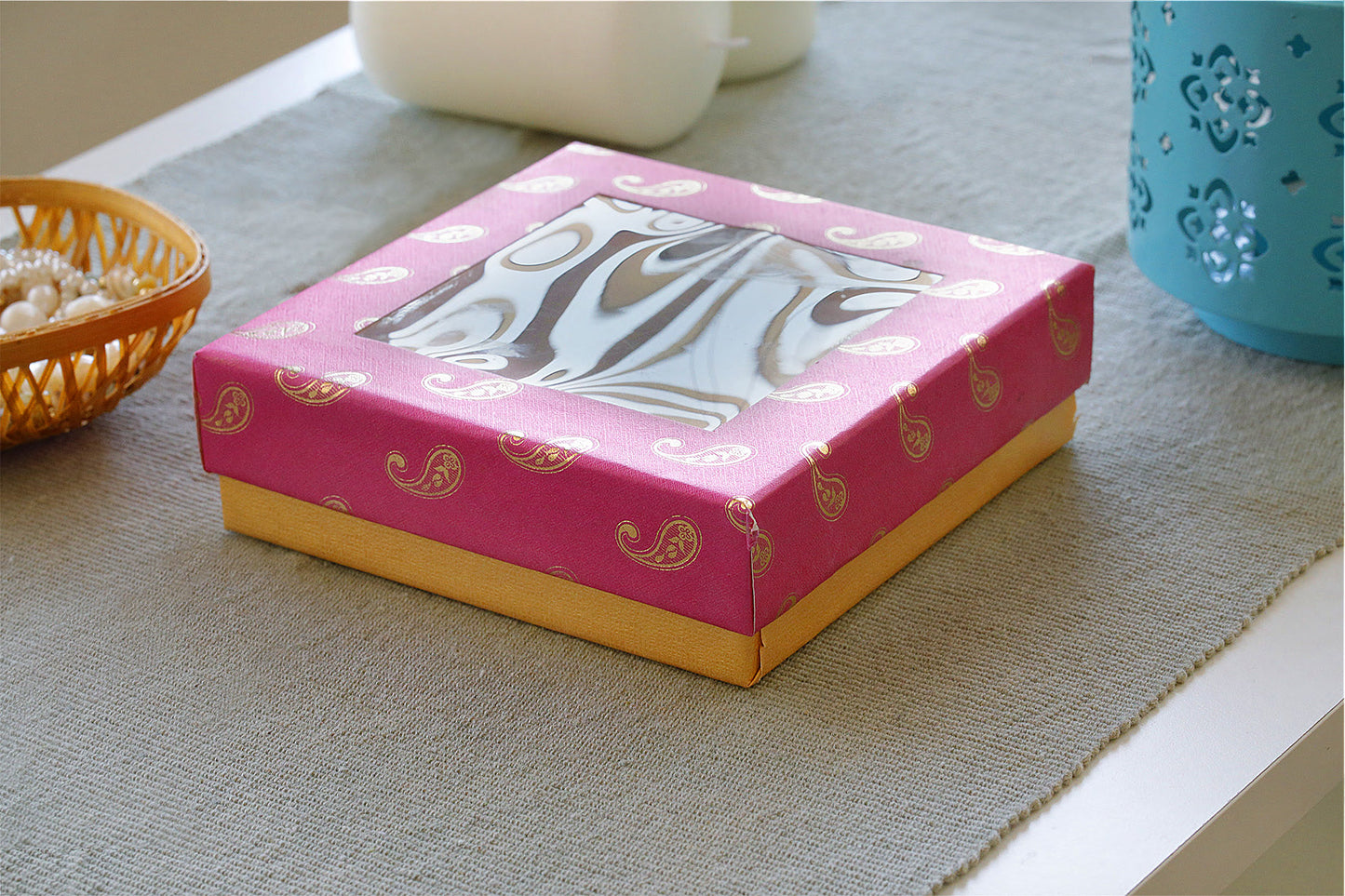 Printed Colourful Sweet & Gift Square Boxes with Lids